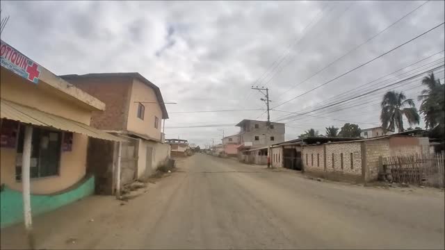 10K run through Crucita, Ecuador