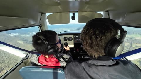 A cruise over Mt Sugarloaf range