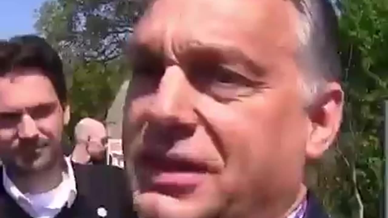 Orbán a megzavarodott akarom mondani zavarban van