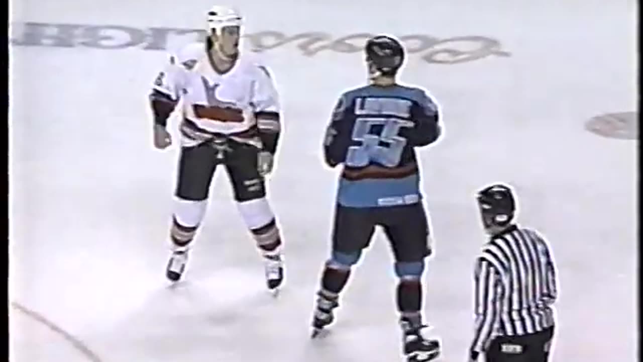 FIGHT: Dody Wood vs Eric Lavigne - IHL - Apr 22/95