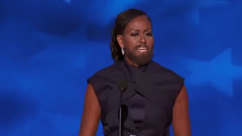 Who put this on Michelle Obama face😂