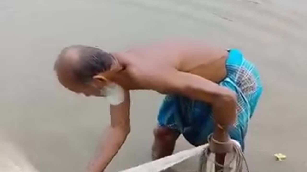 This Grandpa Fishing Skill is Really Amazing