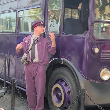Welcome To The Knight Bus In Universal Orlando Florida! #wizardingworld #harrypotter