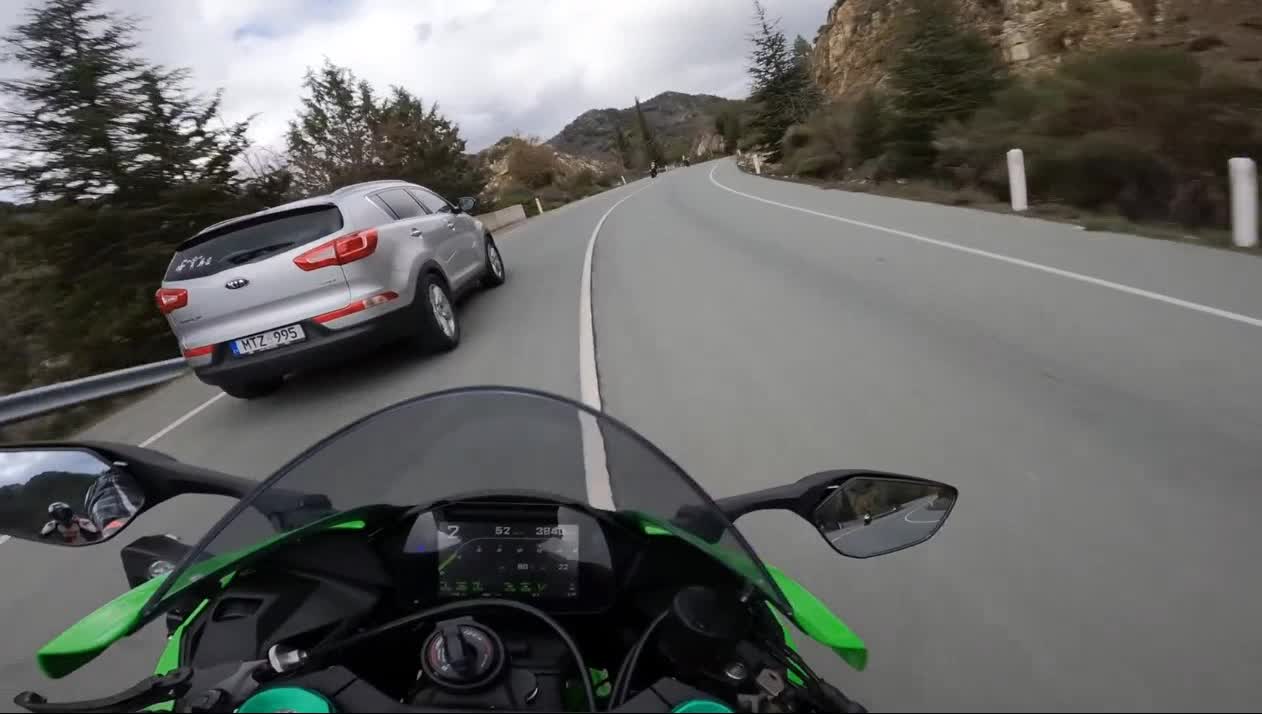 Kawasaki ZX10R no wind voices pure run first Angle mountain!