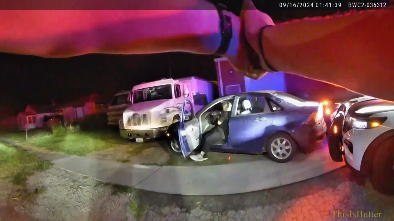 Des Moines police bodycam shows fatal shooting during struggle with armed men that injured 2 officers