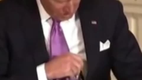 JOE is to old For 80M votes🇺🇲