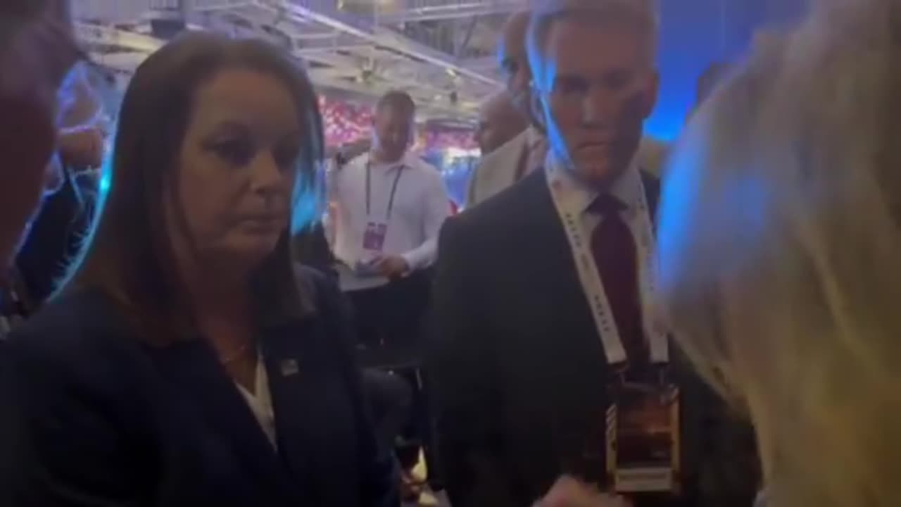 Marsha Blackburn and others confront the Secret Service Director, Kim Cheatle at the #RNC