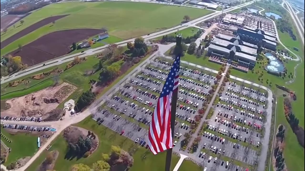 The Tallest American Flag in the world. The Star spangled banner.