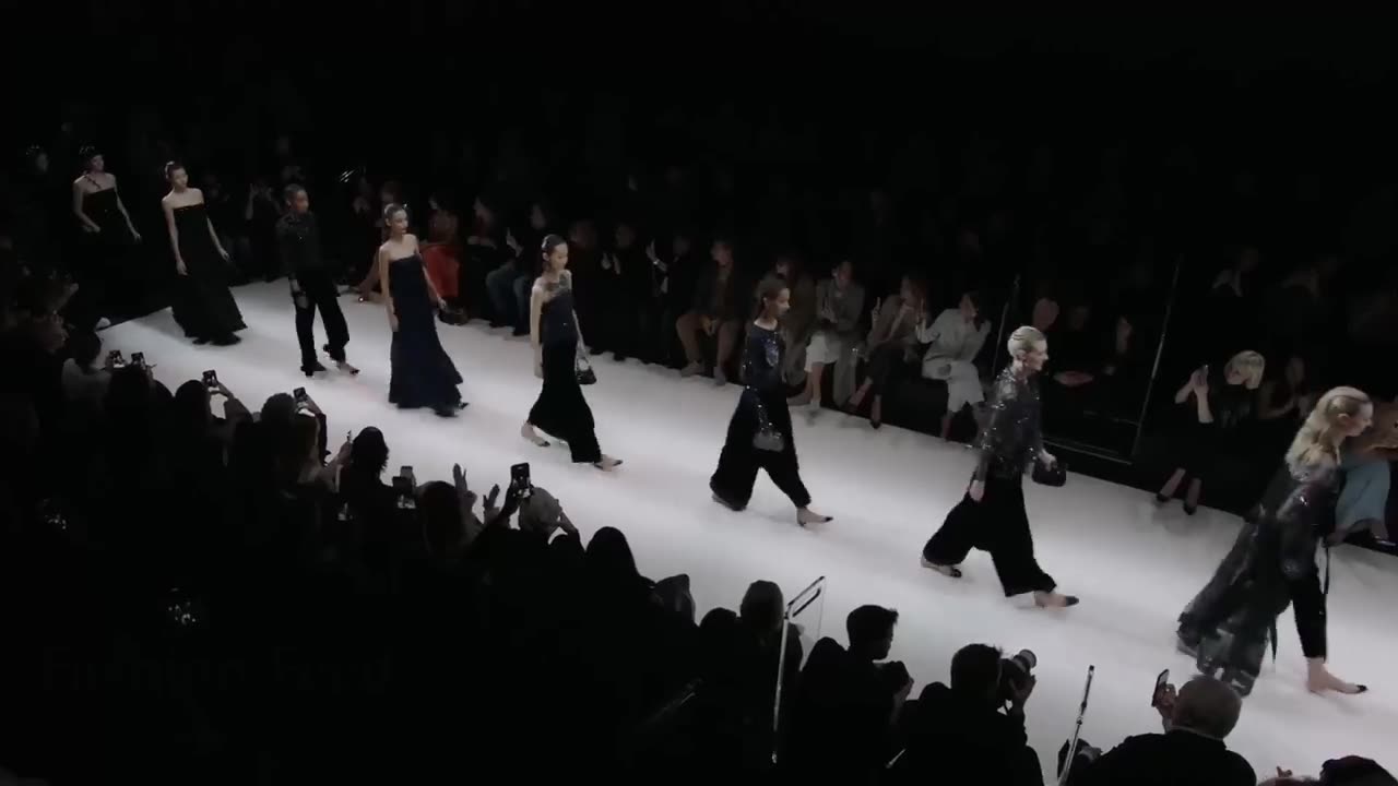 Giorgio Armani Fall_Winter 2024_25 Milan