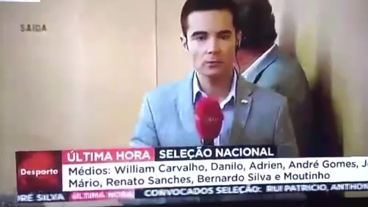 Fernando Santos goza com jornalista!