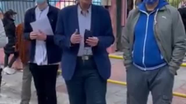 ΓΙΑΝΝΟΥΛΗΣ ΓΙΑ ΜΕΤΑΝΑΣΤΕΣ ΠΟΥ ΖΗΤΟΥΝ ΙΘΑΓΕΝΕΙΑ ΚΑΙ ΟΤΙ Η ΣΑΛΟΝΙΚΑ ΜΠΟΡΕΙ ΝΑ ΓΙΝΕΙ Η ΠΑΤΡΙΔΑ ΤΟΥΣ