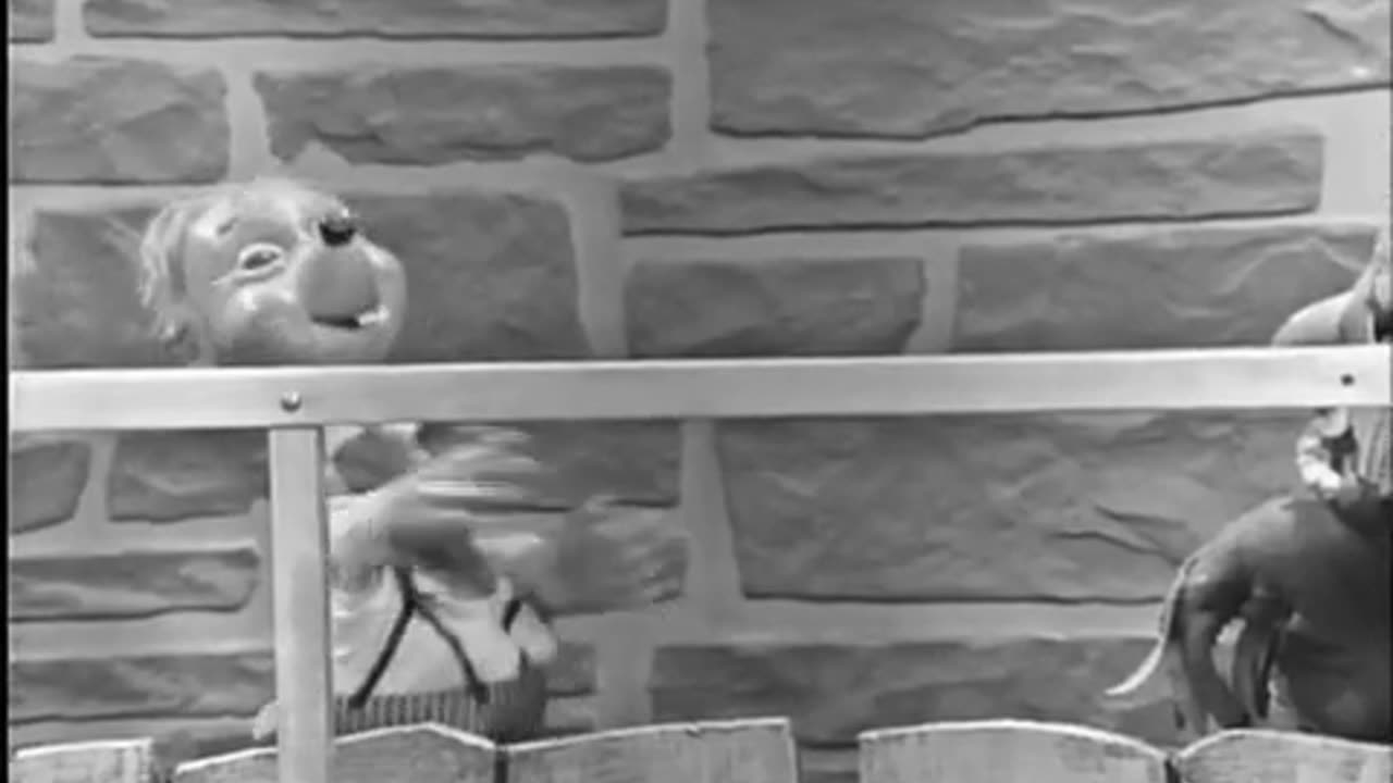 MisteRoger's Neighborhood #065 - Friday 17th of May 1968 (NET)