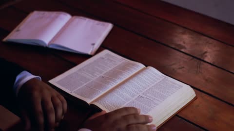 HOLY BIBLE - SANTA BIBLIA