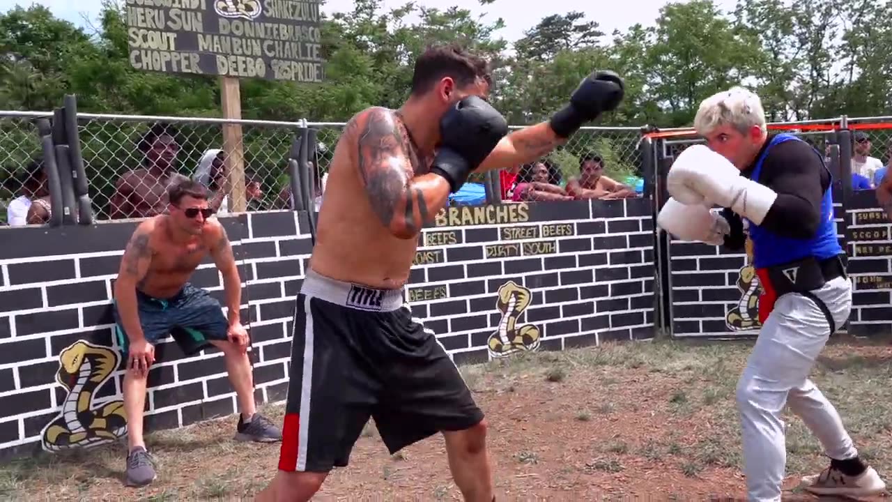 ITALIAN BOXER vs GOLDEN GLOVE CHAMP *intense scrap