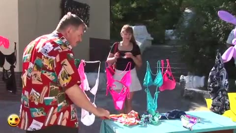 Beach Pranks @GagsNetworkPranks