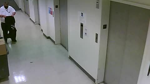 3904PSQB06FreightLobbyRear_2021-01-06_08h20min00s563ms.mp4