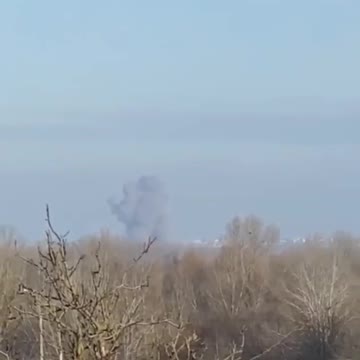 Russian fighter bombers dropping bombs on Ukrainian troops Kherson
