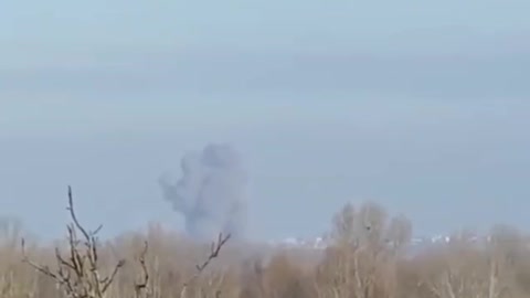 Russian fighter bombers dropping bombs on Ukrainian troops Kherson