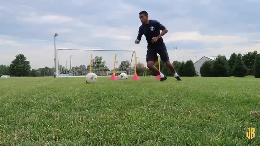 Full Individual Session - Soccer Drills For Strikers and Center Mids!