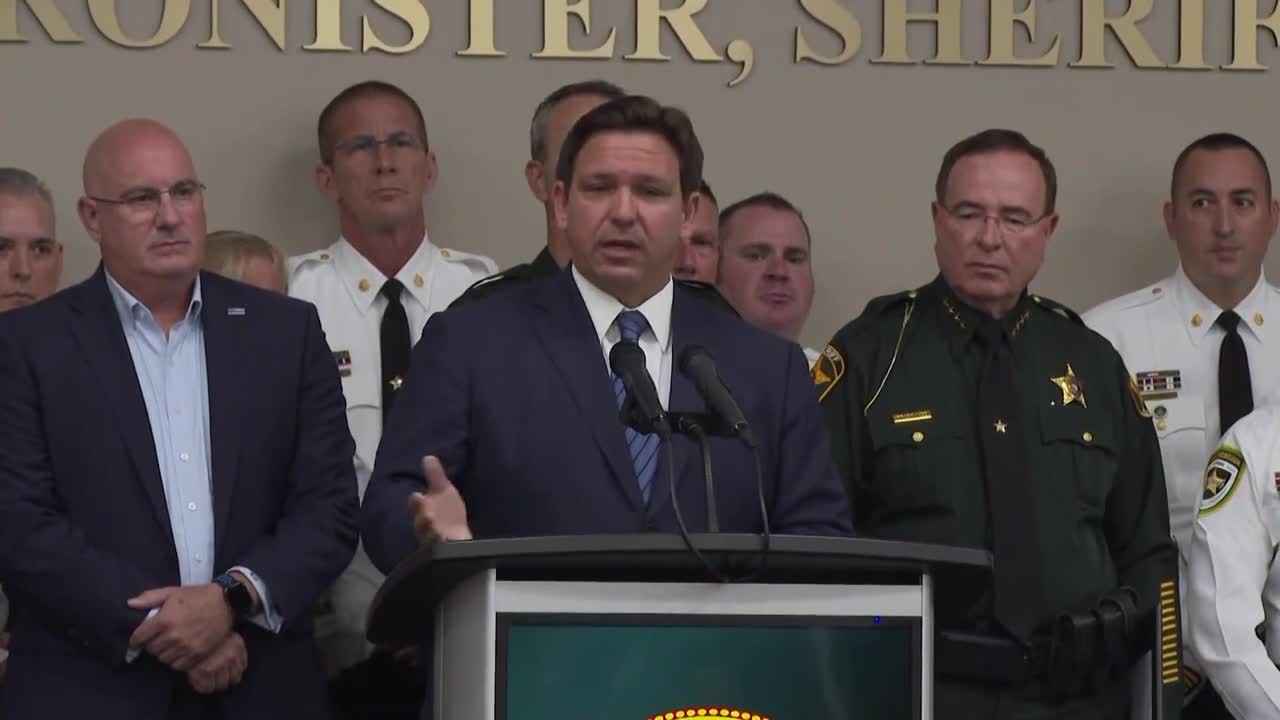 DeSantis suspends Hillsborough State Attorney Andrew Warren