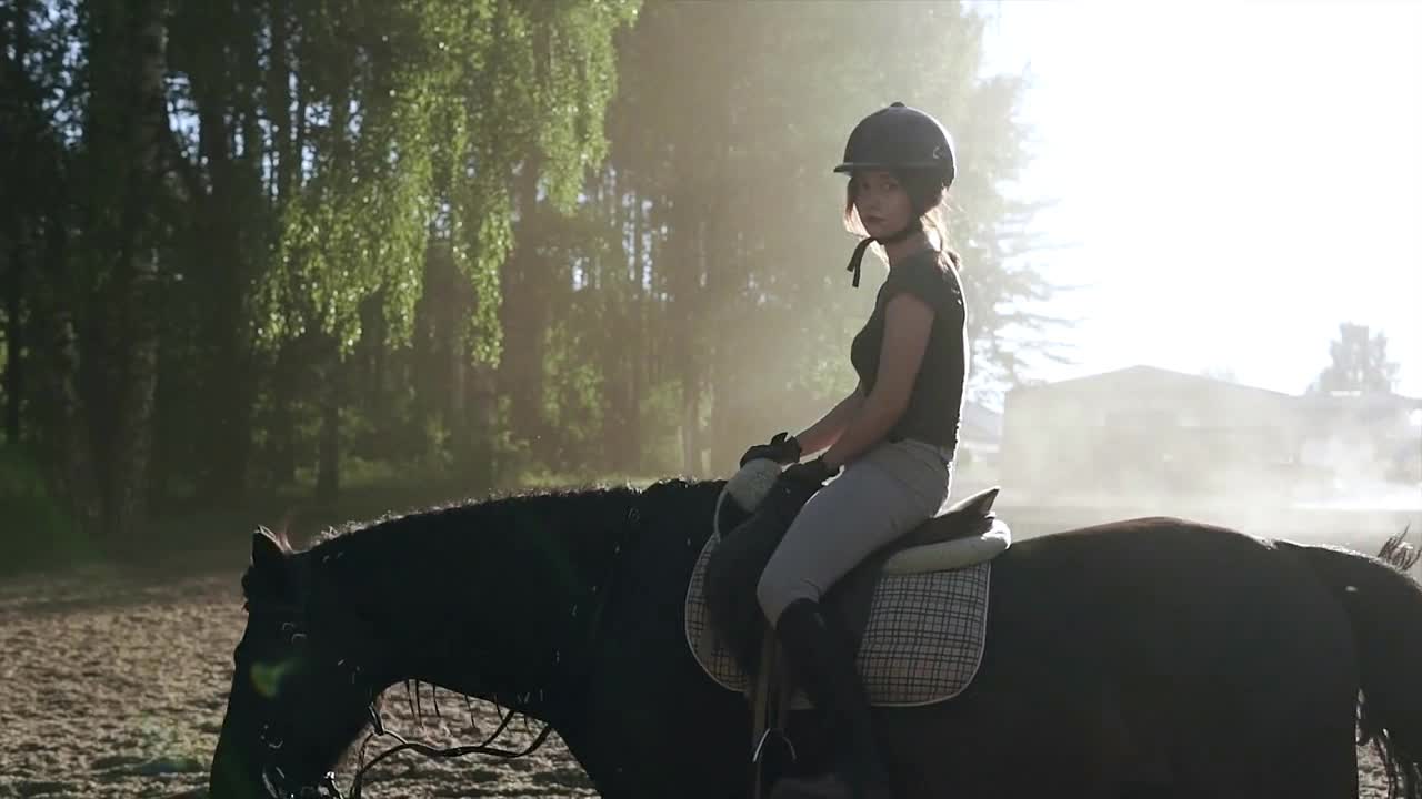 A woman exersicing in horse riding