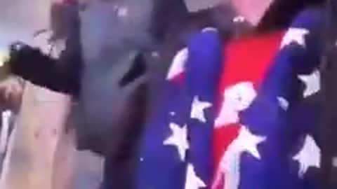 Why Im_peach- Listen closely