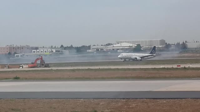 Turkish Airlines plane makes emergency landing in Istanbul after engine fire