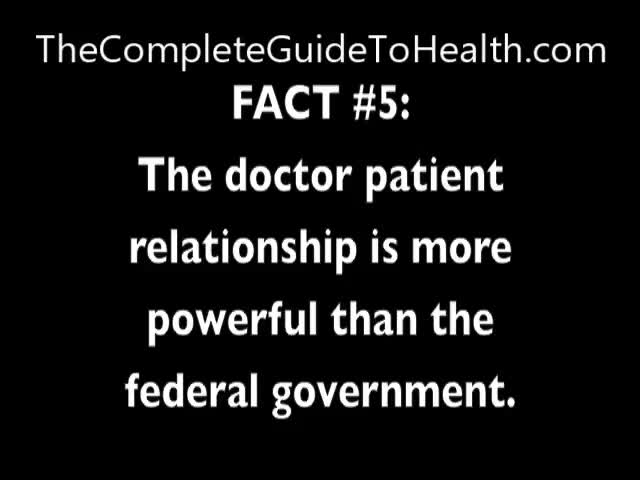 Kisah Perusakan Rekam Jejak HCQ Anjuran Trump Oleh Birokrasi Medis-Industri Farma Demi Vaksin