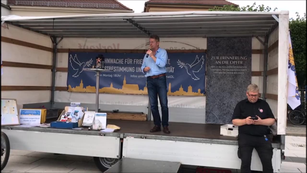 KARSTEN HILSE, MdB, AfD - BAUTZEN, Kornmarkt, 08 07 2024, 179. MAHNWACHE, Bürgermikrofon 🕊