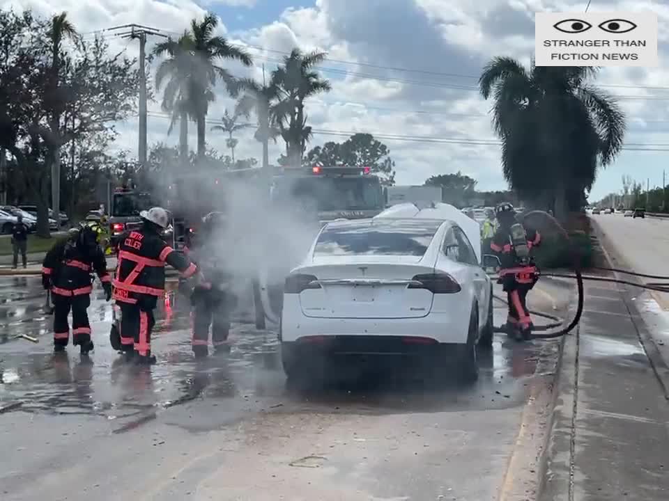 Many Electric Vehicles like Tesla are getting disabled and catch on fire by Hurricane Ian.