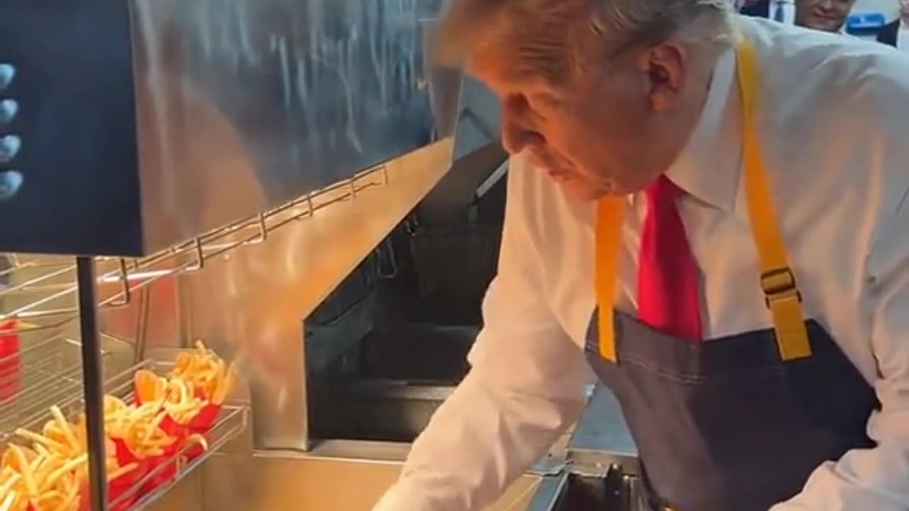 President Donald Trump's first day of work☝️ at McDonald's! 10.20.24
