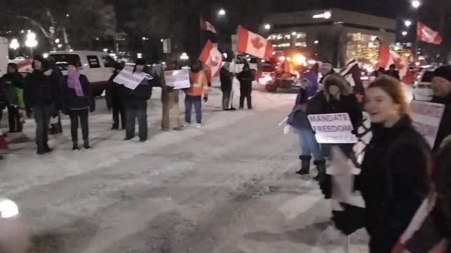 Winnipeg Feb 9th 22 trucker convoy crowd