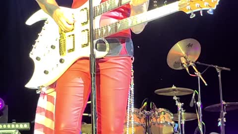 Lita Ford "Close My Eyes Forever"