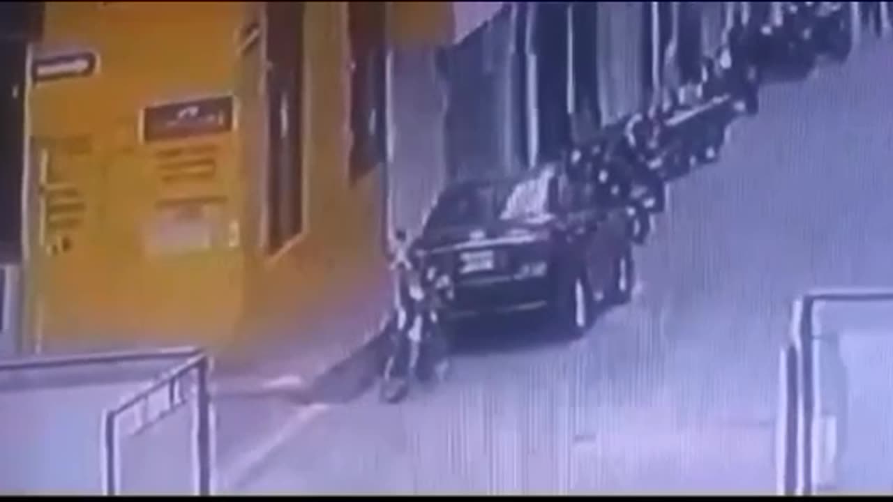 Explosión moto bomba