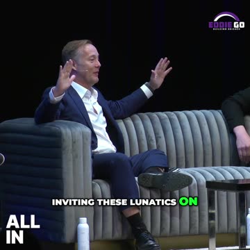 Hilarious Cat Hijinks on Mother’s Day! 😂🎉