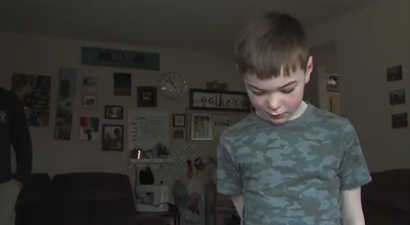 Autistic boy denied flight. Agent: I know autism. Can’t guarantee u’re gonna keep that mask on