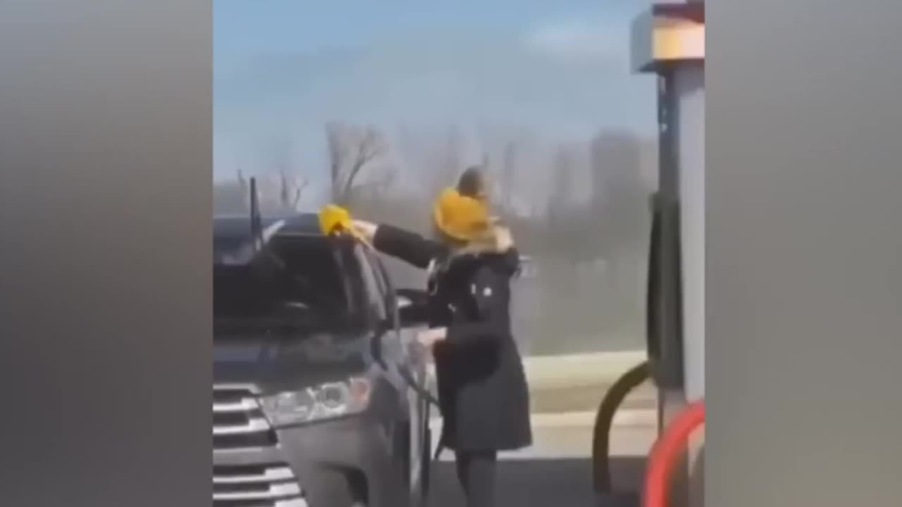 Try not to laugh#6