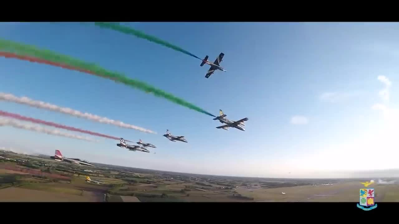 Tratto da "Frecce Tricolori, presentazione della formazione 2022"