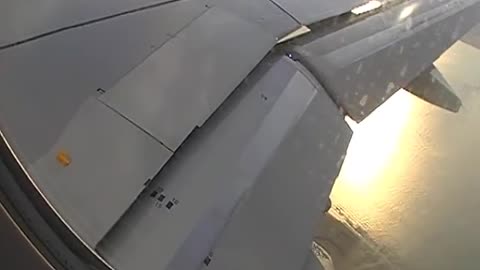 Silk Air A319 Singapore Landing