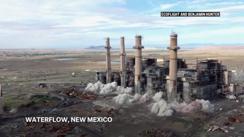 Thundering demolition of coal plant in New Mexico highlights energy transition