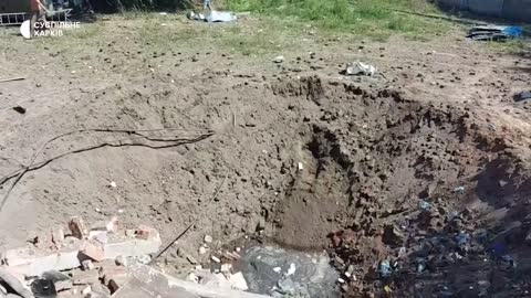 Kharkov. District de Kholodnaya Gora. Un missile russe a atterri à côté d'un laboratoire médical.