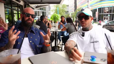 Ex-convict & Dishwasher have lunch in 2 Bugattis