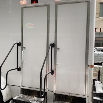 Filming location in Toronto - washrooms