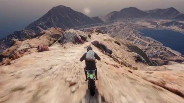 Play extreme sports on the cliff
