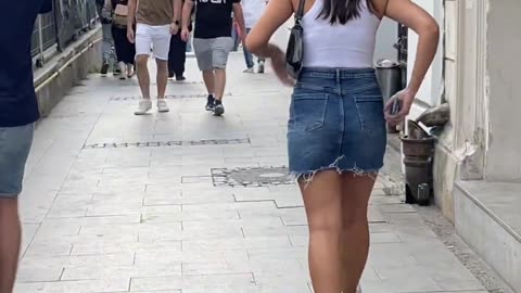 She didn’t expect that 😂💃😂