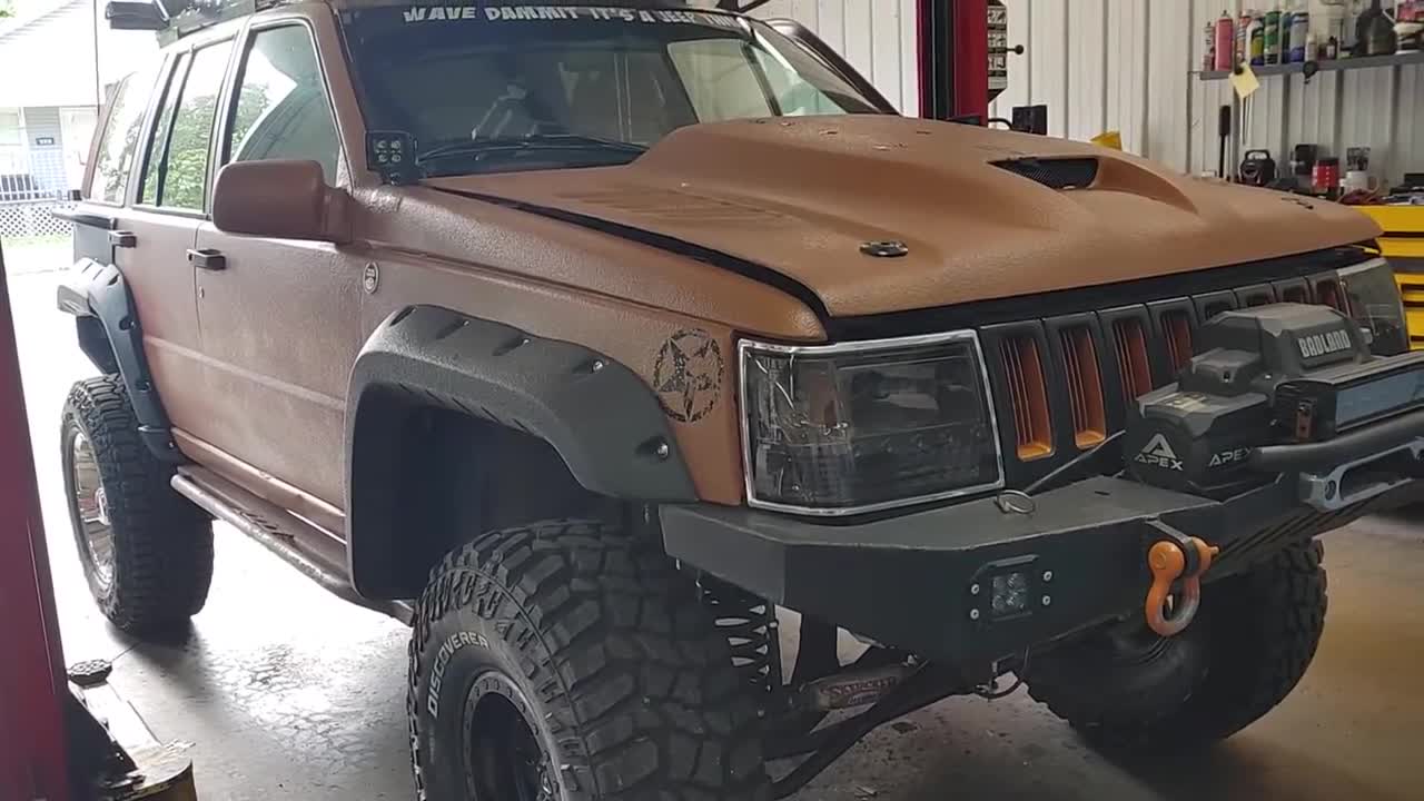 First time seeing My 1995 Grand Cherokee ZJ run in 5 years