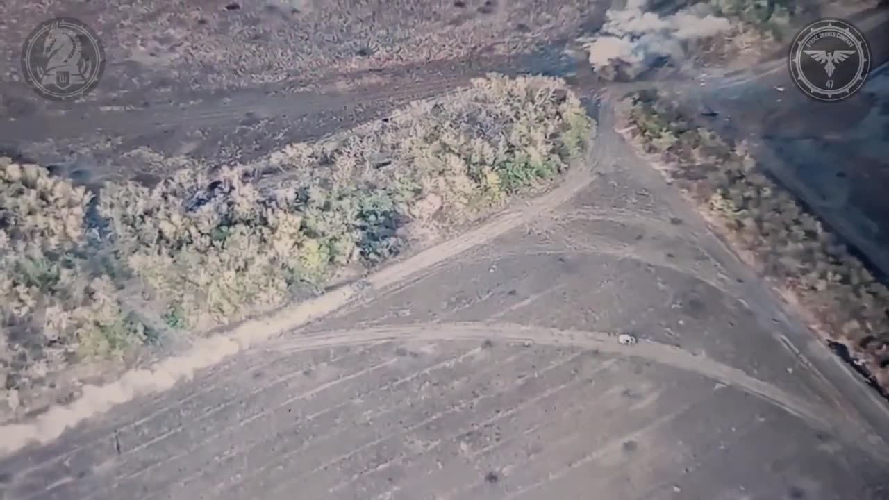 Soldiers of the 47th Mechanized Brigade hit a Russian tank with a kamikaze drone