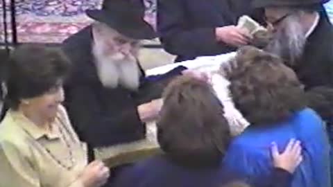 6. Chos Alef Av 5749, Mincha, rally (montreal) and Maariv - כ"א מנחם - אב תשמ"ט