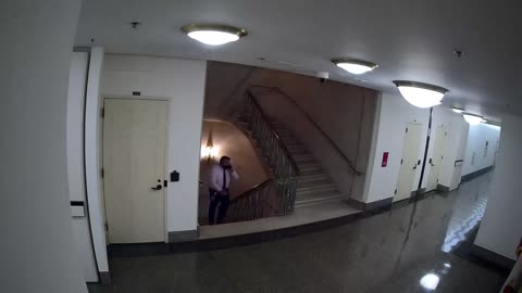 3242LHOB02Stair3_2021-01-05_17h00min02s507ms.mp4