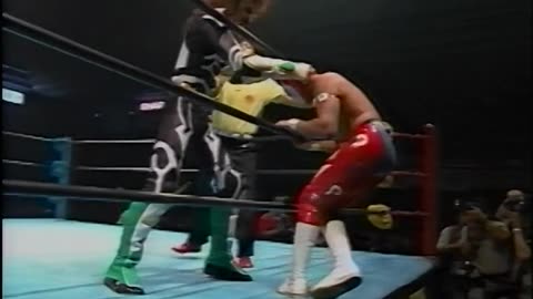 (1996.10.11) Rey Misterio Jr. (AAA) vs. Psicosis (AAA) - Osaka, Japan - WAR